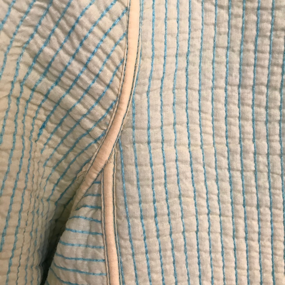 Reversible quilted spring jacket by April Cornell - Picture 11 of 13